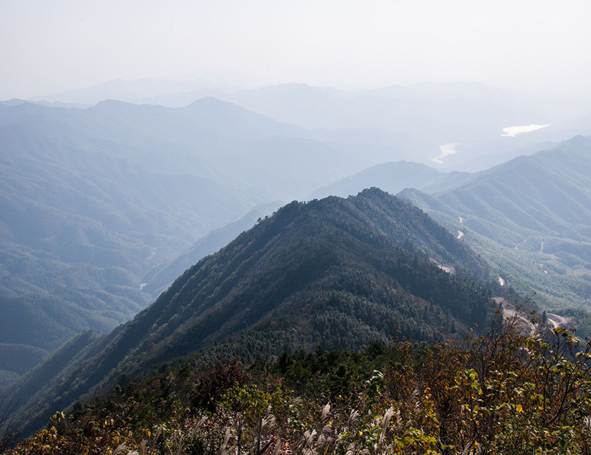 徒步石柱峰 俯瞰長沙城